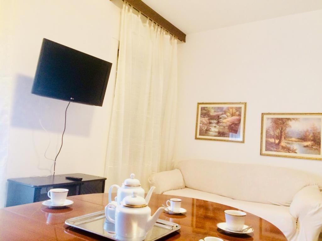 A Due Passi Hotel ลามัดดาเลนา ภายนอก รูปภาพ